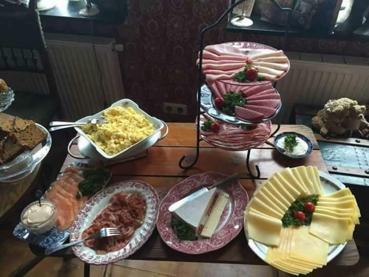 Bed and Breakfast De Snoeperij Dirksland Exterior foto