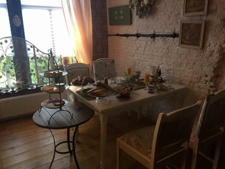 Bed and Breakfast De Snoeperij Dirksland Exterior foto
